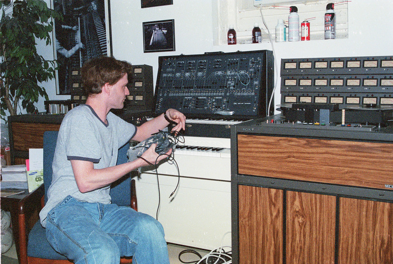 10-025-03_LR.jpg 10-025-03_LR.jpg